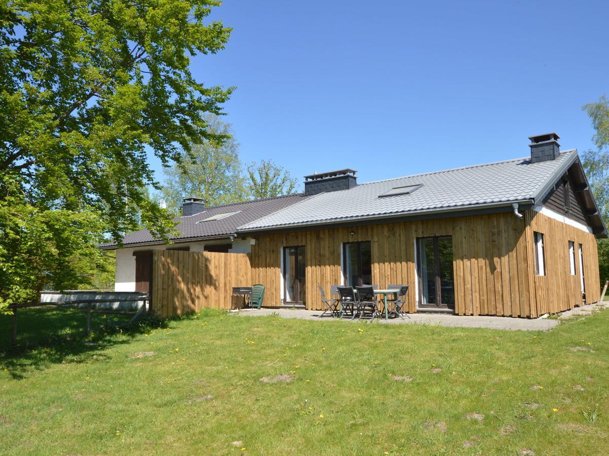 Quaint Cottage In Mont Near High Fens Nature Park Malmedy Eksteriør bilde