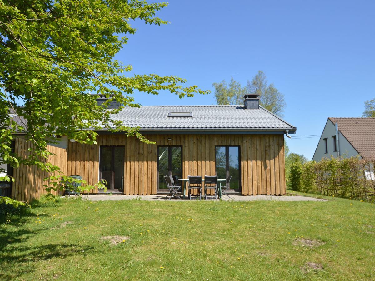 Quaint Cottage In Mont Near High Fens Nature Park Malmedy Eksteriør bilde